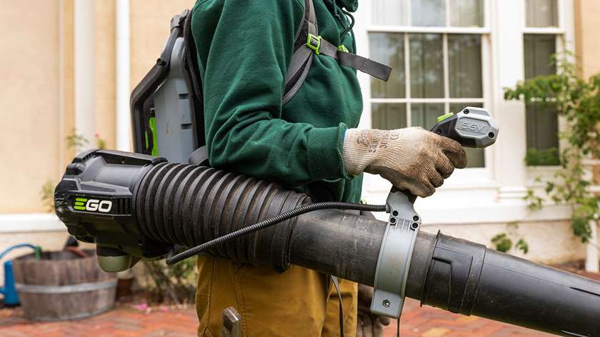 close up picture of an electric leaf blower